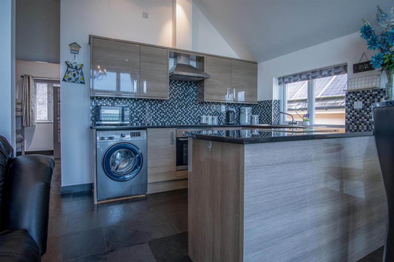 Nautilus - 2 Bedroom Apartment - Pendine Exterior photo